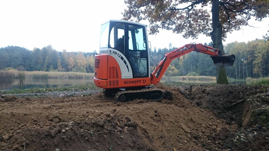 Zemní a výkopové práce, odvoz materiálu kontejnerová přeprava stěhování autodoprava stavební firma František Doležal Česká Lípa Nový Bor