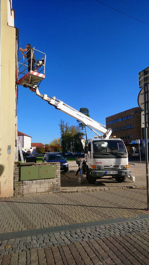 Montáže reklam s plošinou stavební firma František Doležal Česká Lípa Nový Bor